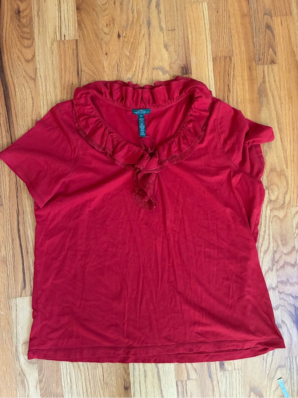 Y2K Lauren Jeans Co Women’s Red Ruffle Neck Short-Sleeve Top
